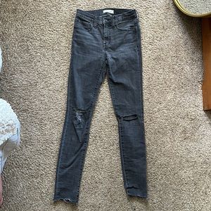 Madewell 9” high rise 26T Jeans